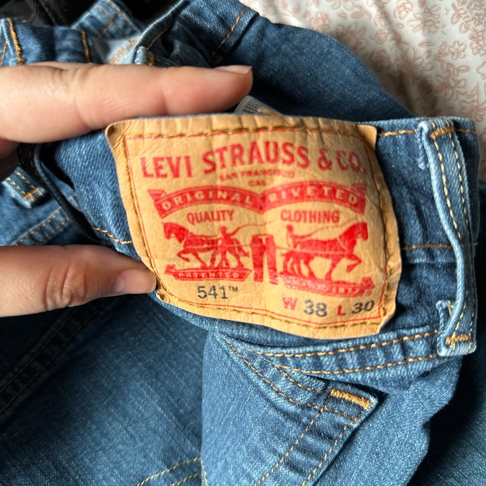 Levi’s 541 - Picture 4 of 4